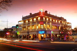Regatta Hotel - Restaurants Sydney 1