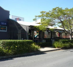Forest Lake Hotel - Restaurants Sydney 1