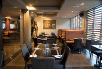 Monsoons Restaurant And Party Bar - Restaurants Sydney 2