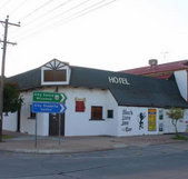 Black Lion Inn Hotel - Restaurants Sydney