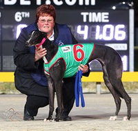 Bulli Greyhound Racing Club - Restaurants Sydney