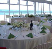 Narrabeen Beach Surf Life Saving Club - Restaurants Sydney