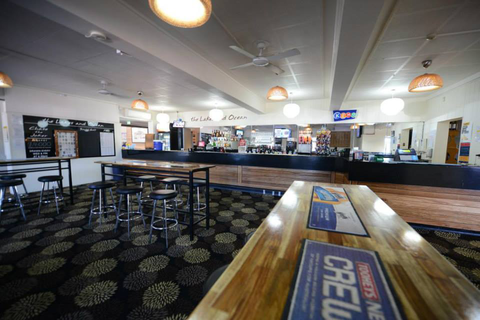 Lakes & Ocean Hotel - Restaurants Sydney 0