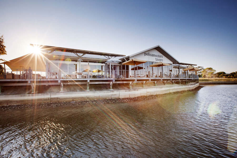 Pelican Waters Tavern - Restaurants Sydney 3