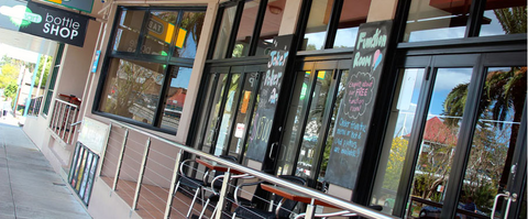 Spinning Wheel Hotel - Restaurants Sydney 1