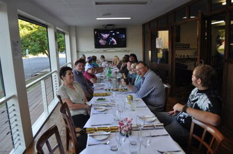 Back O' Bourke Motel - Restaurants Sydney 5