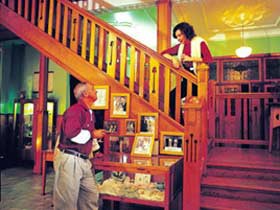 Hotel Corones - Restaurants Sydney 0