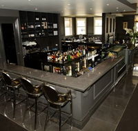 Bunch Of Grapes Hotel - Restaurants Sydney