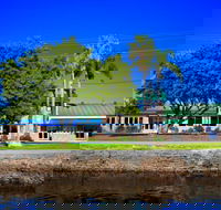 Tea Gardens HotelMotel - Restaurants Sydney