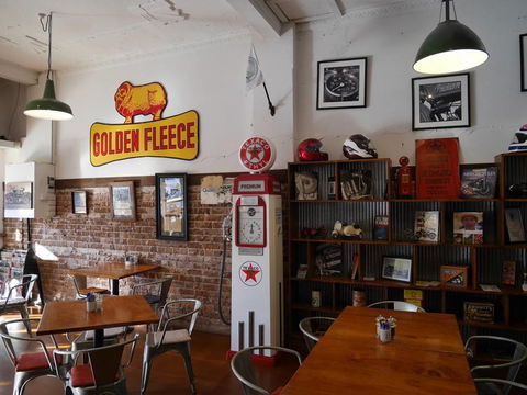 Roadies Cafe - Restaurants Sydney 4
