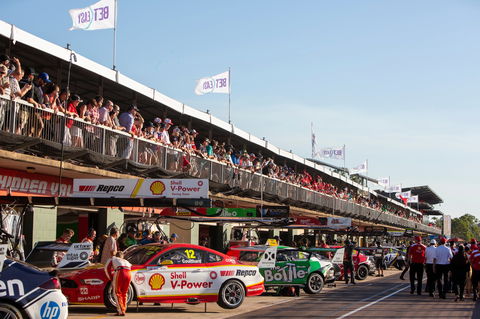 BetEasy Darwin Triple Crown Supercars - Restaurants Sydney 1