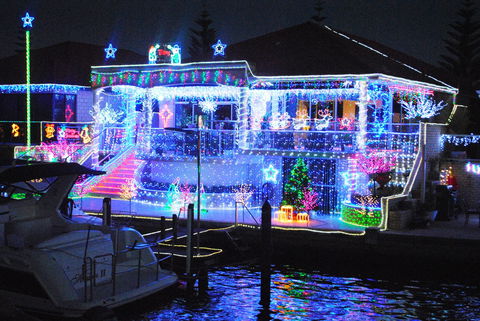 Christmas Lights Cruise - Restaurants Sydney 2