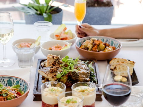 Christmas Day Lunch At The Lookout Echo Point - Restaurants Sydney 1