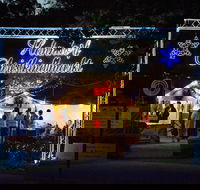 Hahndorf Christmas Market Walking Tours - Restaurants Sydney