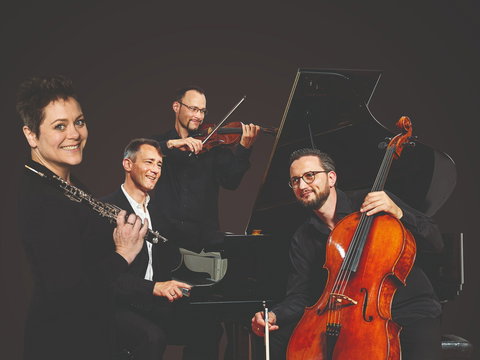 Eggner Trio And Diana Doherty - Restaurants Sydney 0