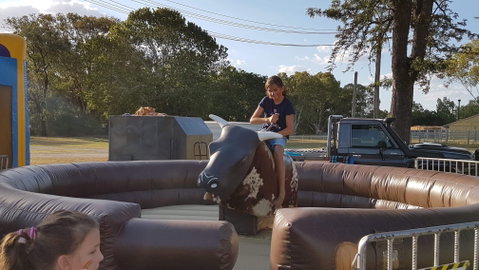 Manilla Minor League New Years Eve Community Carnival - Restaurants Sydney 1