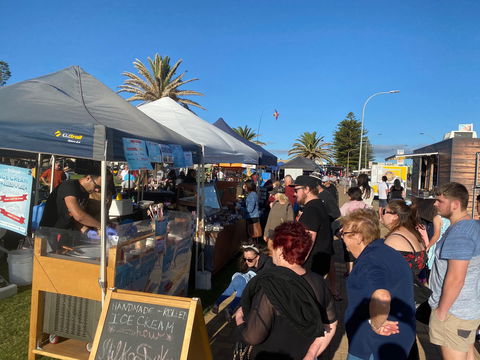 Summer Twilight Markets - Restaurants Sydney 0