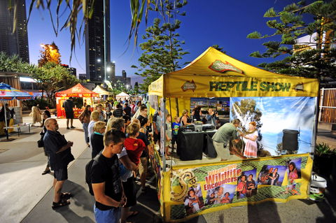 Surfers Paradise Beachfront Markets - Restaurants Sydney 0