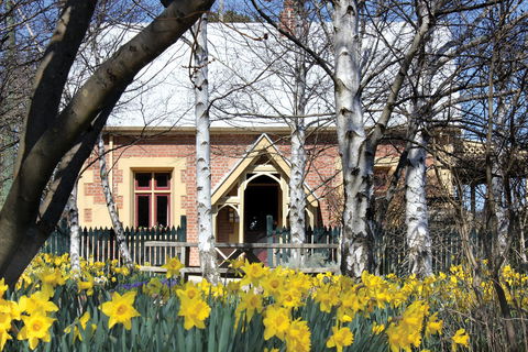 Daffodils At Rydal - Restaurants Sydney 0