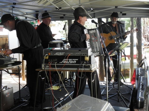 Festa Delle Salsicce (Festival Of The Sausage/ Griffith Salami Festival) - Restaurants Sydney 0