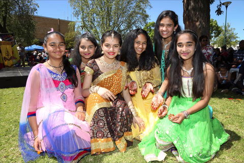 Griffith Spring Fest -  Multicultural Festival - Restaurants Sydney 2