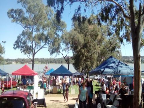 Markets By The Lake - Restaurants Sydney 0
