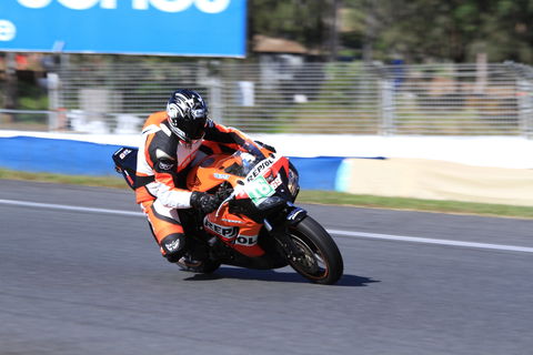 QR Moto Ride Days At Queensland Raceways! - Restaurants Sydney 1
