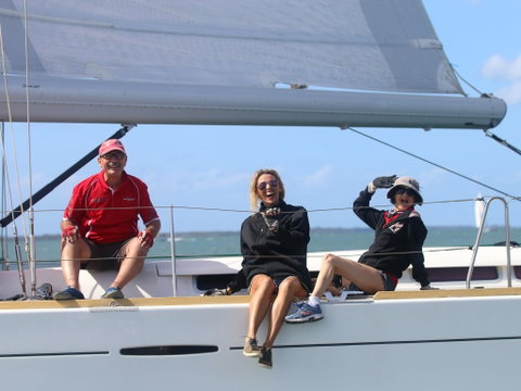 Sail Port Stephens - Restaurants Sydney 1