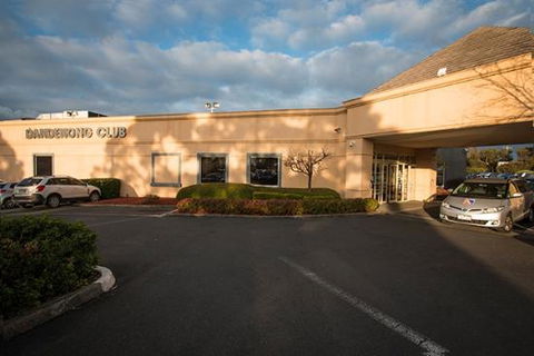 Dandenong Club - Restaurants Sydney 0
