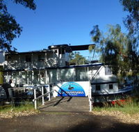 Commodore Motor Inn - Restaurants Sydney