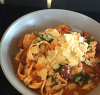 Hollywood Cafe Benalla - Restaurants Sydney