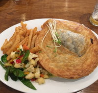 Watering Hole Tavern Monbulk - Restaurants Sydney