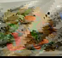 The Paynesville Motor Cruiser Club East West Restaurant - Restaurants Sydney