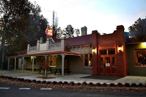 Mitta Pub - Restaurants Sydney 0