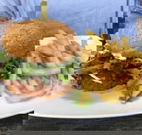 Wallace Pub - Restaurants Sydney