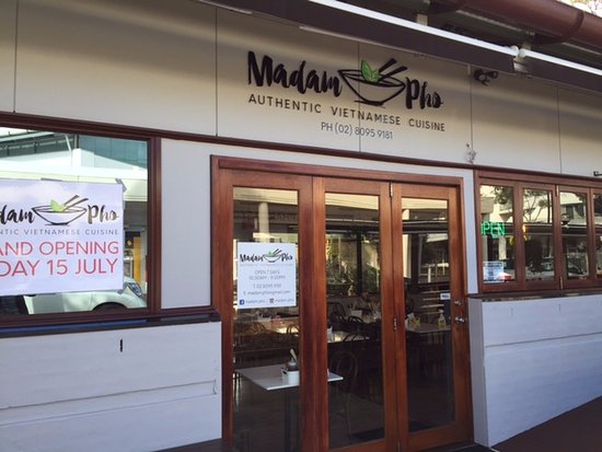 Madam Pho Newington