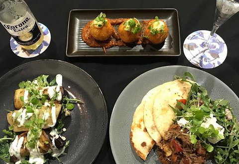 The Palm Pottsville - Restaurants Sydney 0