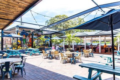 Toormina Hotel, Palms Bar & Dining - Restaurants Sydney 0