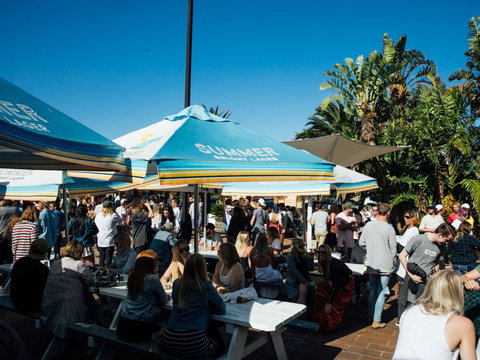 Towradgi Beach Hotel & Waves - Restaurants Sydney 0