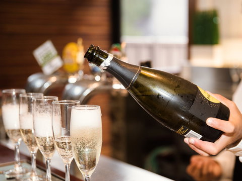 Towradgi Beach Hotel & Waves - Restaurants Sydney 2