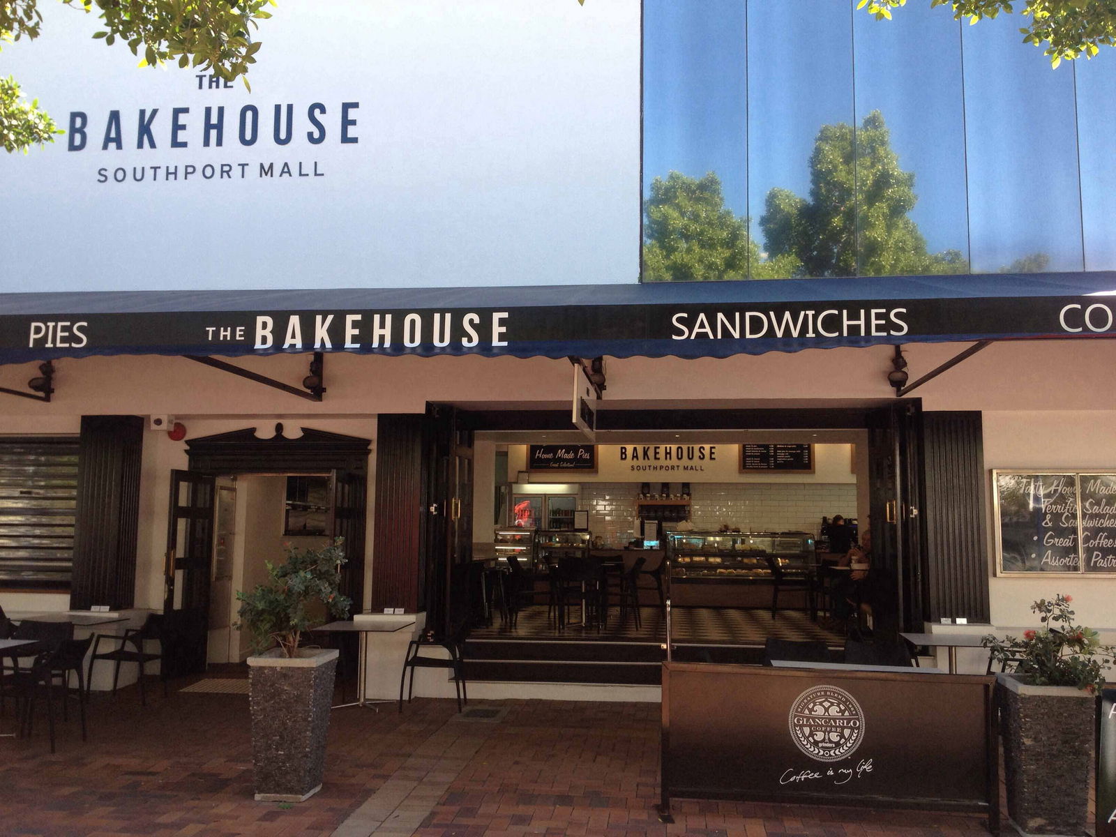 Southport QLD Restaurants Sydney