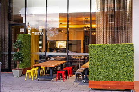 La Tierra Restaurant & Bar - Restaurants Sydney 2