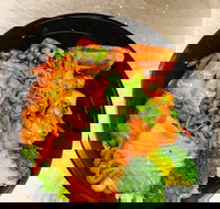 White Oaks Saloon Bar  Dining - Restaurants Sydney