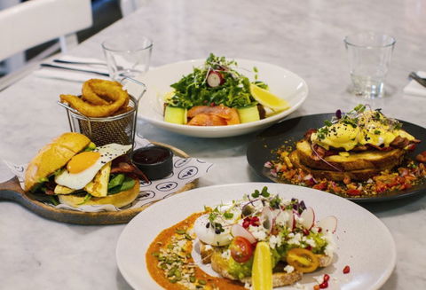 The Jolly Miller Café - Hoppers Crossing - Restaurants Sydney 0