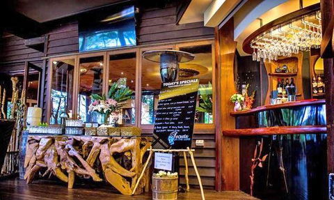 Secrets On The Lake - Restaurants Sydney 3