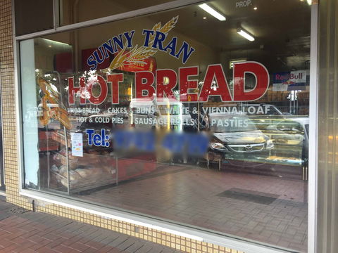 Sunny Tran Hot Bread - Restaurants Sydney 0