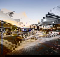 Kawana Waters Hotel - Restaurants Sydney