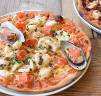 Lucky's  Pep's - Newport - Restaurants Sydney