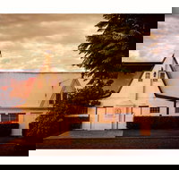 Lake's Folly Vineyard - Restaurants Sydney