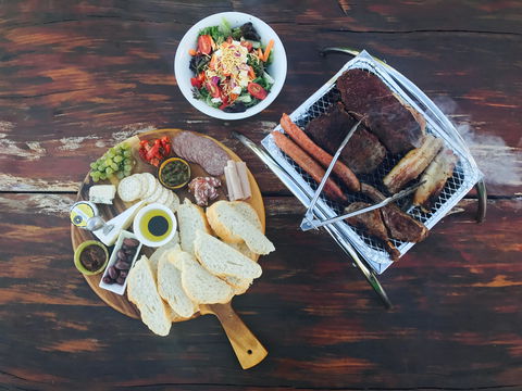 Caudo Vineyard Cellar Door - Restaurants Sydney 2